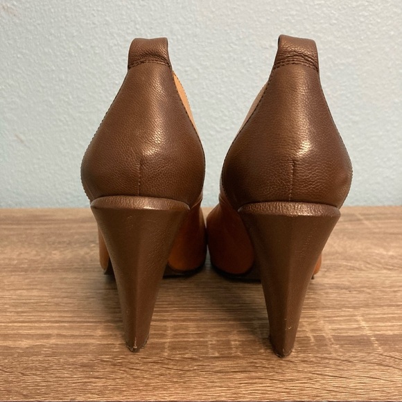 Crown Vintage Square Toe Heels - Brown - 9 - Picture 5 of 10